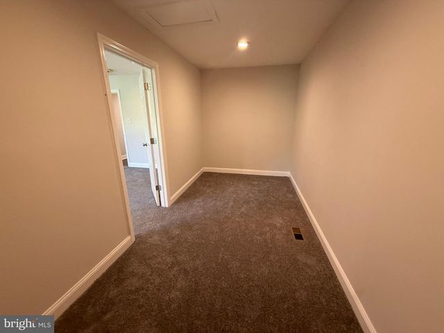 160 LAWRENCE CORNER RD, Elmer, NJ 08318