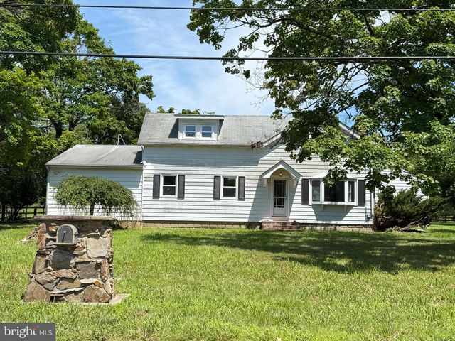 160 LAWRENCE CORNER RD, Elmer, NJ 08318