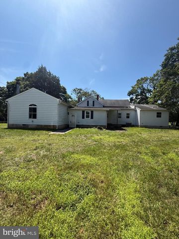 160 LAWRENCE CORNER RD, Elmer, NJ 08318