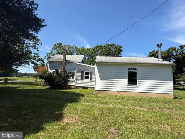 160 LAWRENCE CORNER RD, Elmer, NJ 08318
