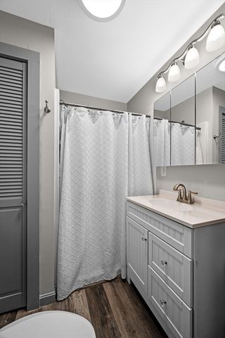 123 Forest St, Middleton, MA 01949