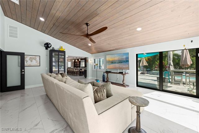 1344 Coconut DR, Fort Myers, FL 33901