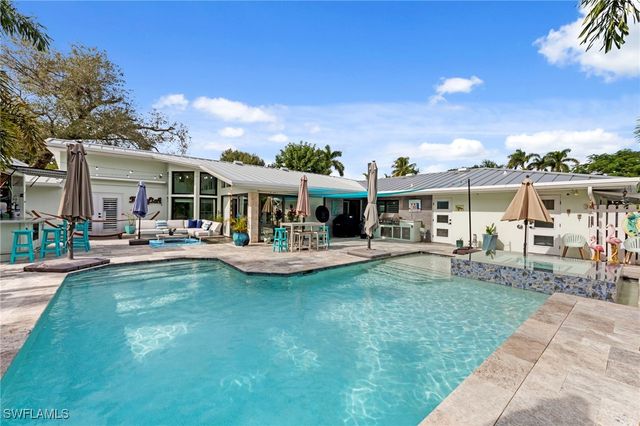 1344 Coconut DR, Fort Myers, FL 33901