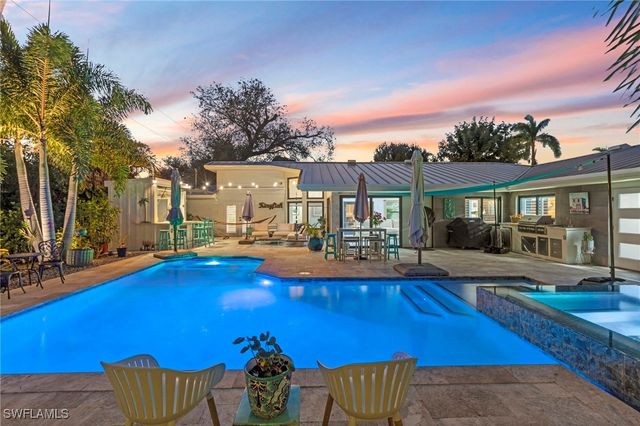 1344 Coconut DR, Fort Myers, FL 33901