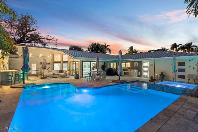 1344 Coconut DR, Fort Myers, FL 33901