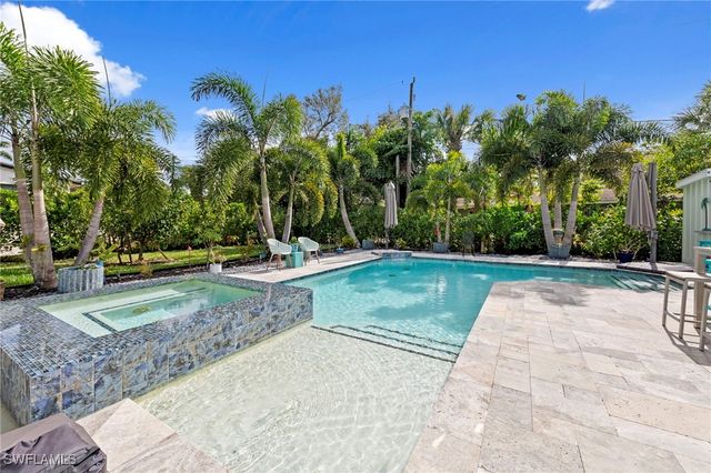 1344 Coconut DR, Fort Myers, FL 33901