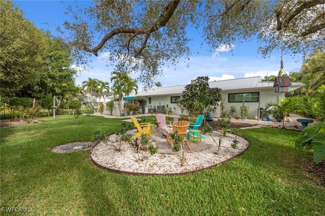 1344 Coconut DR, Fort Myers, FL 33901