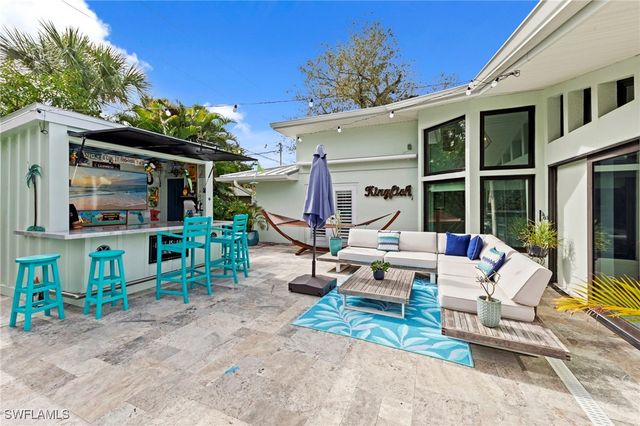 1344 Coconut DR, Fort Myers, FL 33901