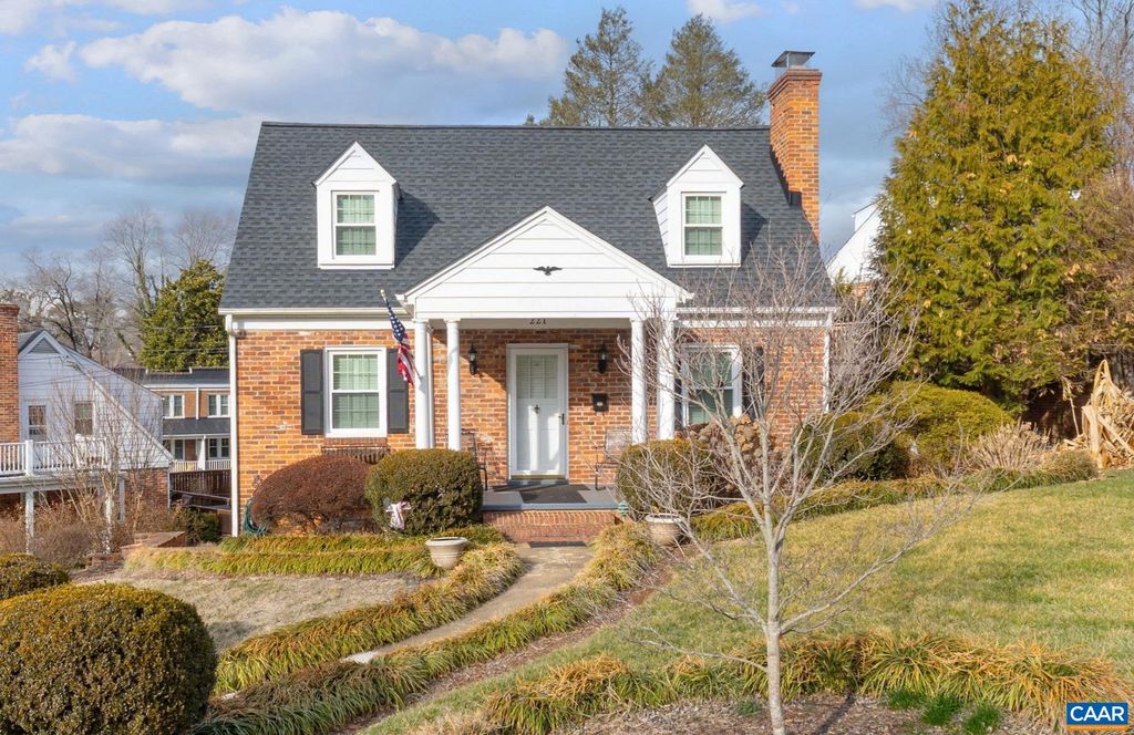 221 LEE AVE, Orange, VA 22960