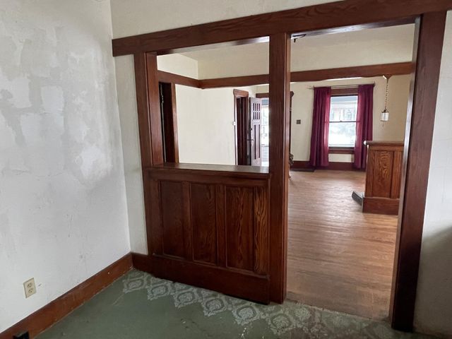 21 Charlotte Street, Battle Creek, MI 49017