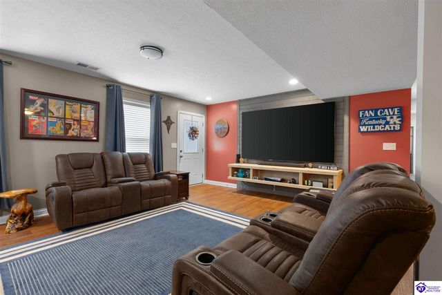 4881 Sportsman Lake Road, Elizabethtown, KY 42701