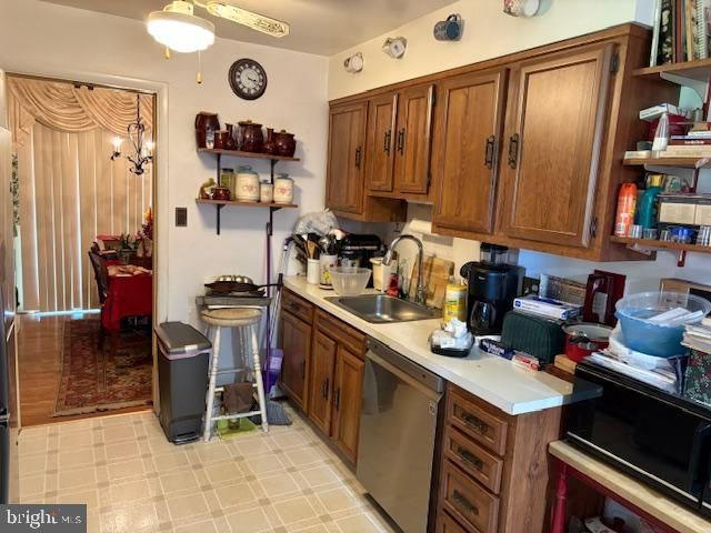 210 COURTHOUSE CIR SW, Vienna, VA 22180