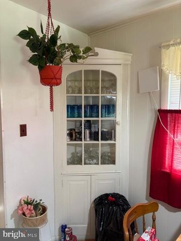 210 COURTHOUSE CIR SW, Vienna, VA 22180