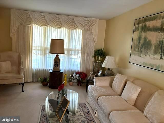 210 COURTHOUSE CIR SW, Vienna, VA 22180