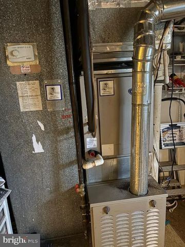 210 COURTHOUSE CIR SW, Vienna, VA 22180