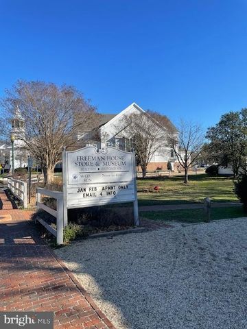 210 COURTHOUSE CIR SW, Vienna, VA 22180