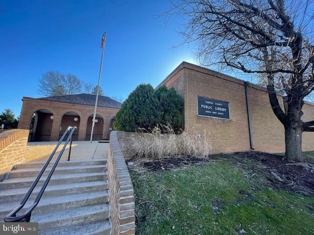 210 COURTHOUSE CIR SW, Vienna, VA 22180