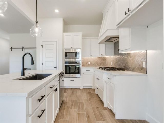 14004 Tybee Island Drive, Yukon, OK 73099