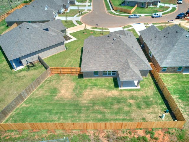 14004 Tybee Island Drive, Yukon, OK 73099