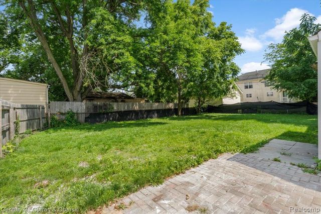 35743 E Michigan Avenue 2, Wayne, MI 48184