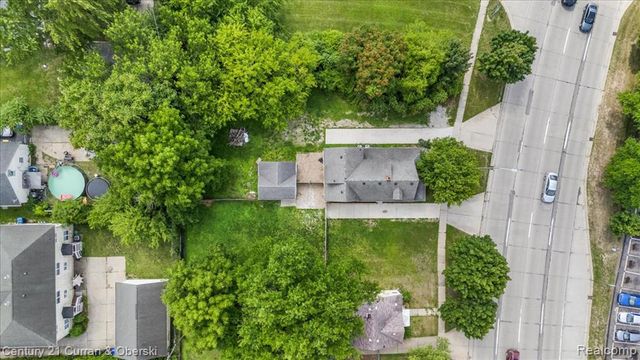 35743 E Michigan Avenue 2, Wayne, MI 48184