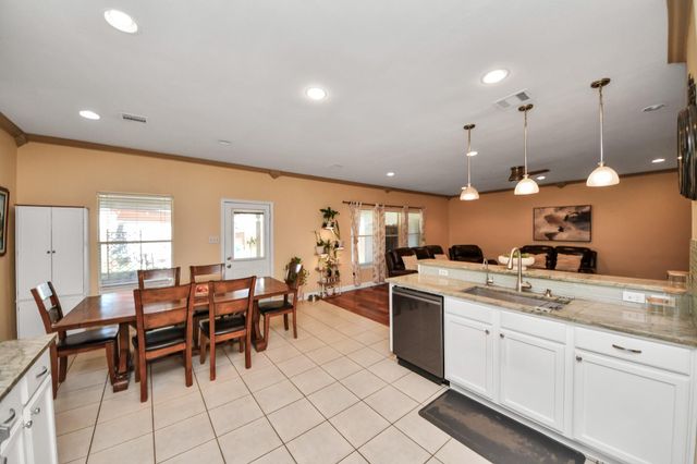21614 Crest Peak Way, Katy, TX 77449