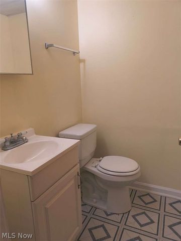 1851 Cromwell Drive, Akron, OH 44313