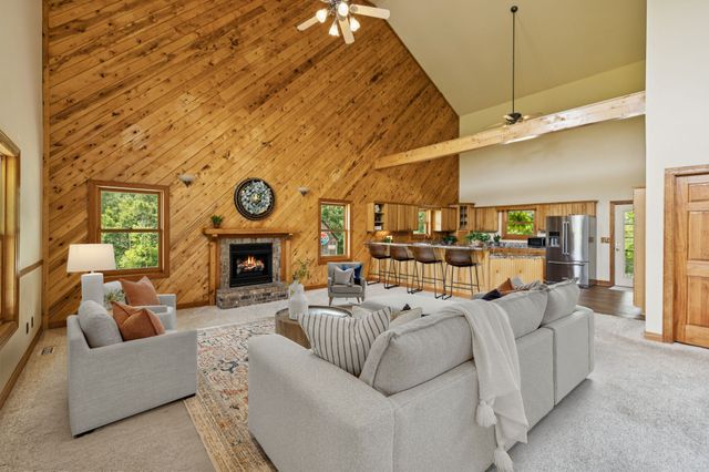 4255 McFall Rd, Cumberland City, TN 37050