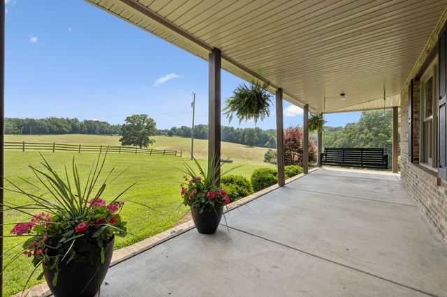 4255 McFall Rd, Cumberland City, TN 37050