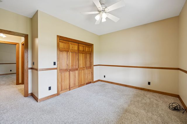 4255 McFall Rd, Cumberland City, TN 37050