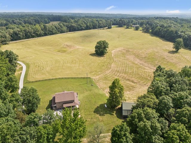 4255 McFall Rd, Cumberland City, TN 37050
