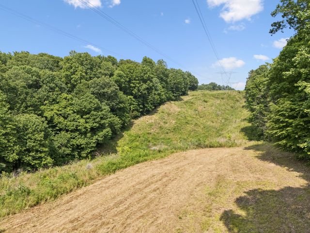 4255 McFall Rd, Cumberland City, TN 37050