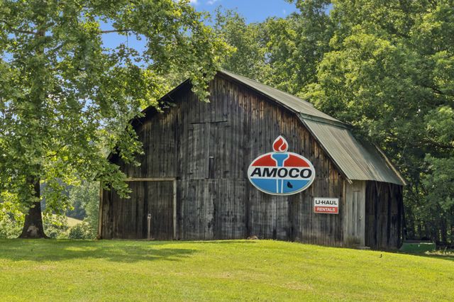 4255 McFall Rd, Cumberland City, TN 37050