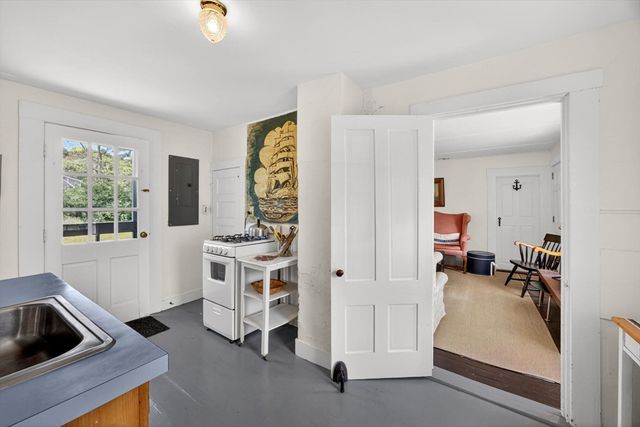 95 Queen Anne Dr, Eastham, MA 02642