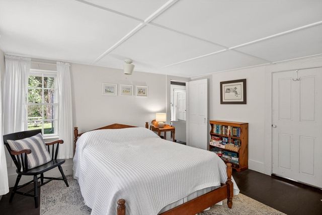 95 Queen Anne Dr, Eastham, MA 02642