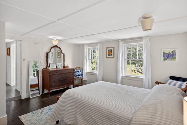 95 Queen Anne Dr, Eastham, MA 02642