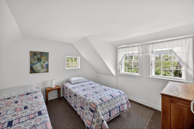 95 Queen Anne Dr, Eastham, MA 02642