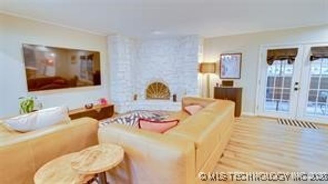 4207 E 78th Street, Tulsa, OK 74136