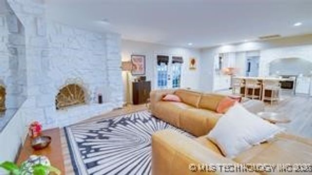 4207 E 78th Street, Tulsa, OK 74136