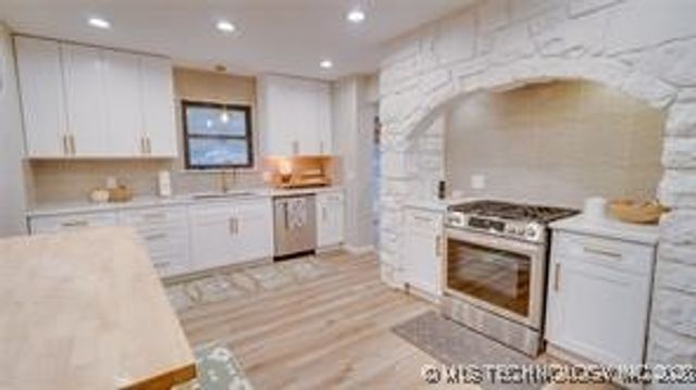 4207 E 78th Street, Tulsa, OK 74136