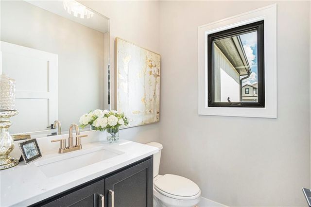 2319 SW Serena Place, Lee's Summit, MO 64082