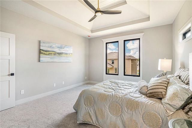 2319 SW Serena Place, Lee's Summit, MO 64082