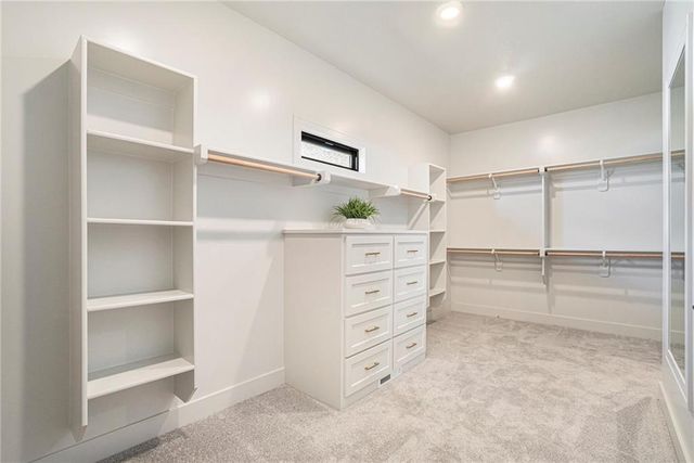 2319 SW Serena Place, Lee's Summit, MO 64082