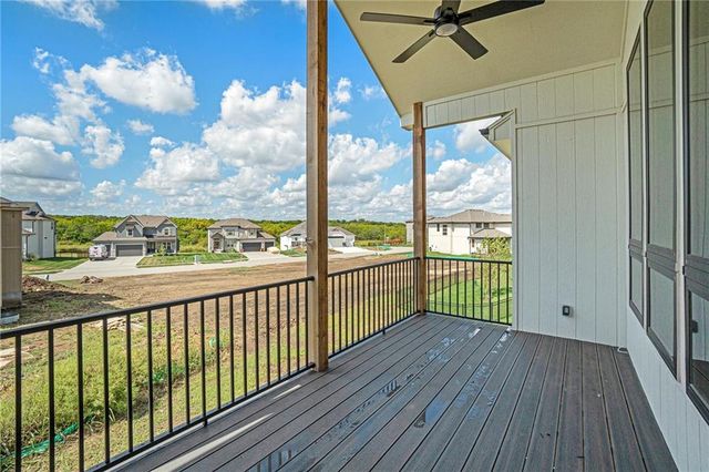 2319 SW Serena Place, Lee's Summit, MO 64082