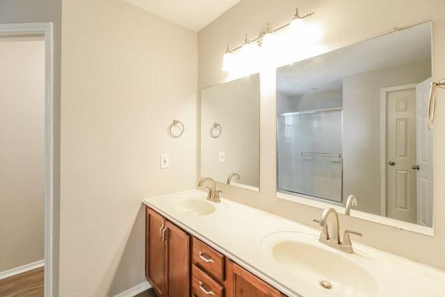 2715 Feather Green Trail, Fresno, TX 77545