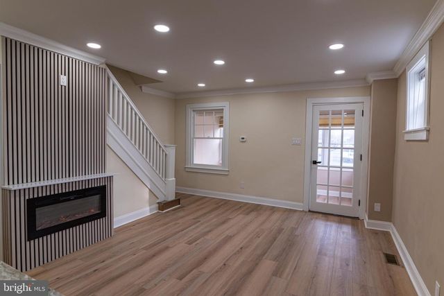 8030 FERNDALE ST, Philadelphia, PA 19111