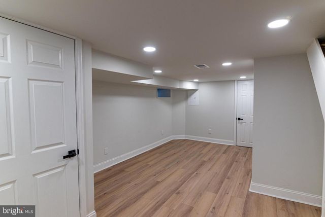 8030 FERNDALE ST, Philadelphia, PA 19111