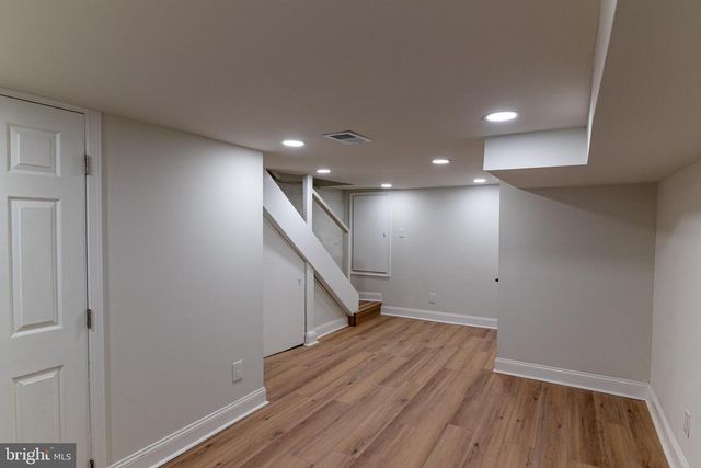 8030 FERNDALE ST, Philadelphia, PA 19111