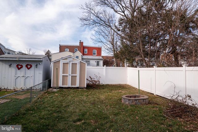 8030 FERNDALE ST, Philadelphia, PA 19111