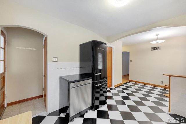 7800 Murdoch Avenue, Shrewsbury, MO 63119